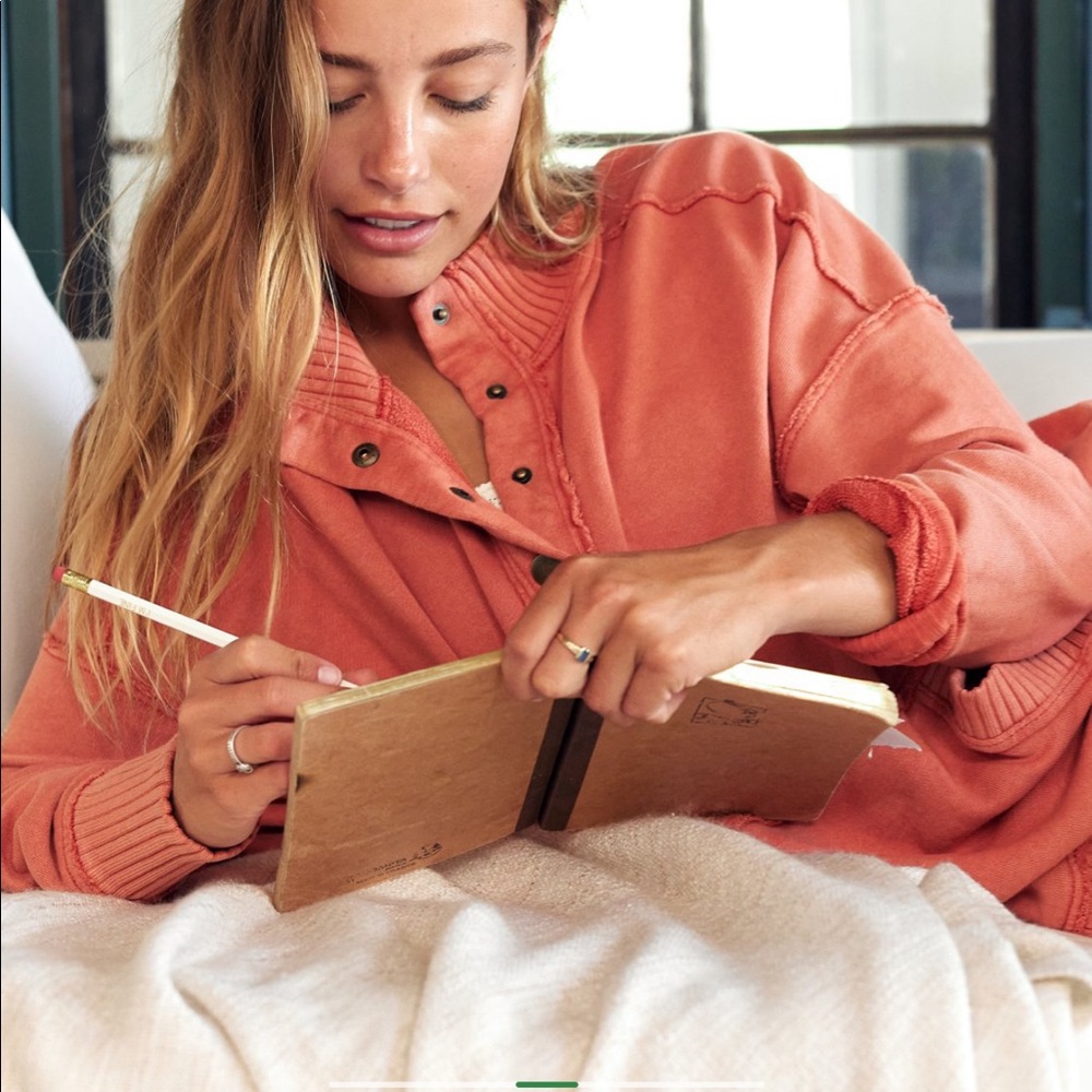 Aerie Oh Snap Weekender Sweatshirt size S